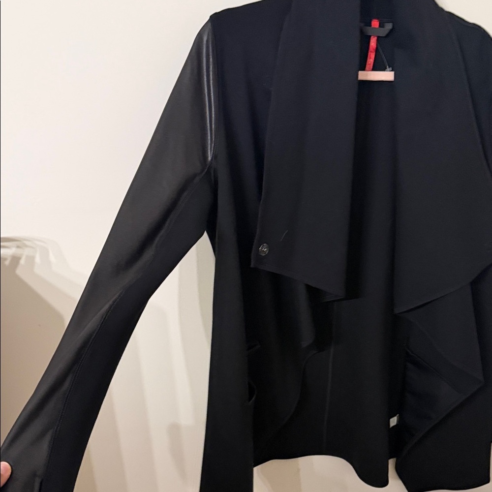 SPANX Drape Front Convertible Jacket in Black size L - Picture 9 of 9